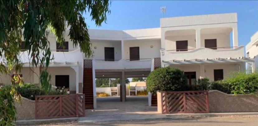 Gallipoli Mancaversa Futura Vacanza Andrea مارينا دي مانكافيسا المظهر الخارجي الصورة